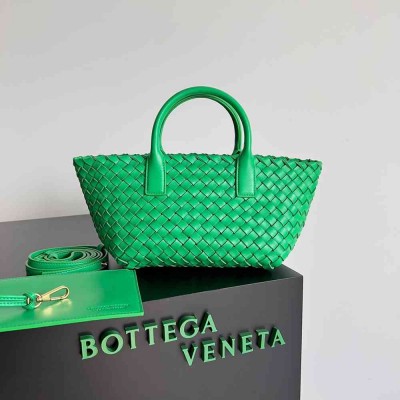 Bottega Veneta Cabat Mini Bag In Green Intrecciato Lambskin