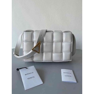 Bottega Veneta Padded Cassette Bag In White Lambskin