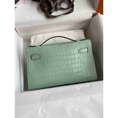 Hermes Kelly Pochette Handmade Bag In Vert D'eau Matte Alligator Leather