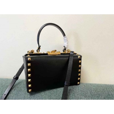 Valentino Rockstud Alcove Box Bag In Black Calfskin