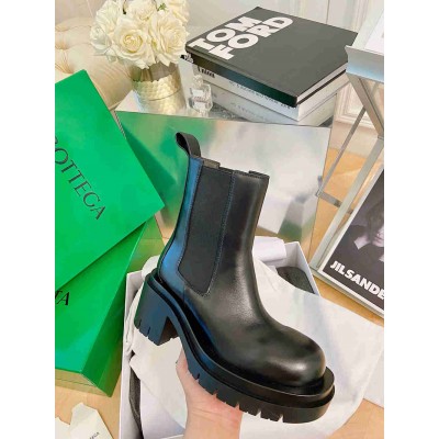 Bottega Veneta Lug Chelsea Boots In Black Calfskin