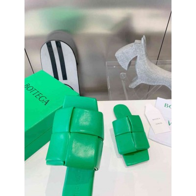 Bottega Veneta Patch Flat Slides In Green Lambskin