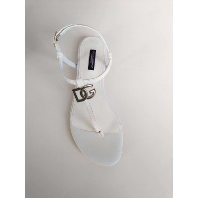 Dolce & Gabbana DG Thong Sandals In White Patent Leather