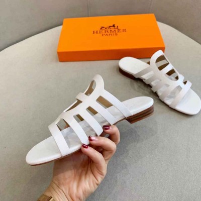 Hermes Camelia Slide Sandals In White Calfskin