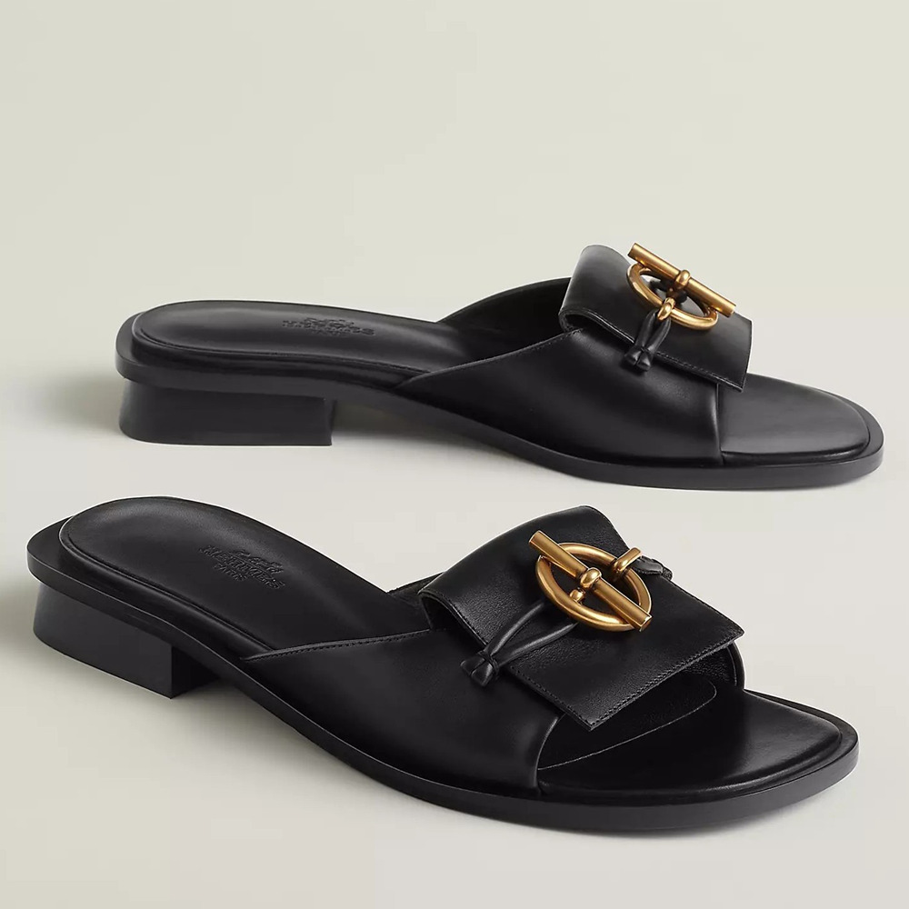 Hermes Isle Sandals in Black Leather