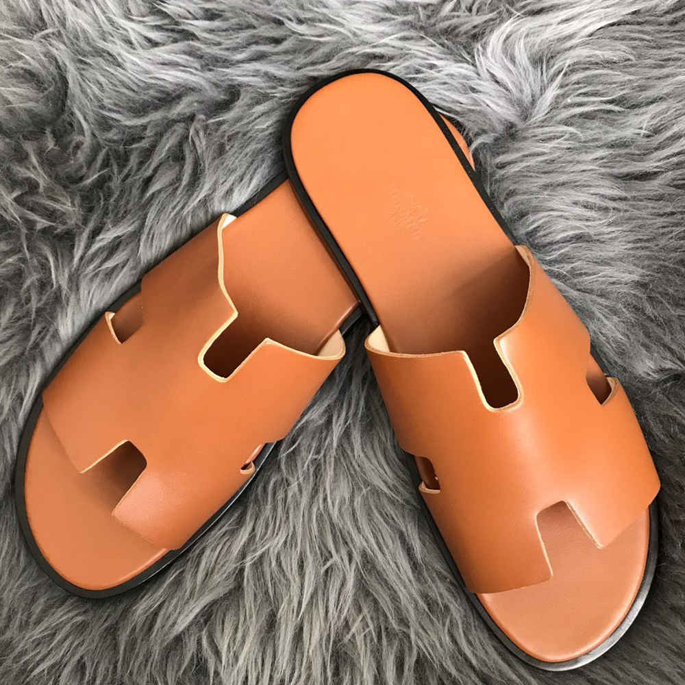 Hermes Izmir Sandals In Gold Swift Calfskin