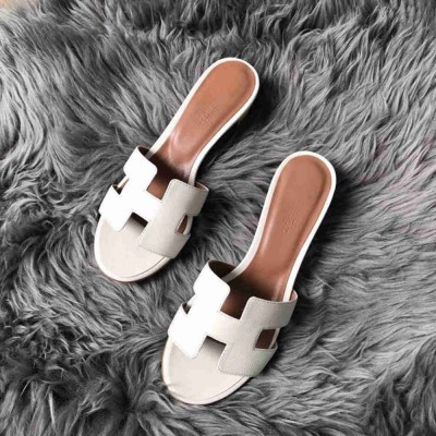 Hermes Oasis Slide Sandals 50mm In White Epsom Calfskin