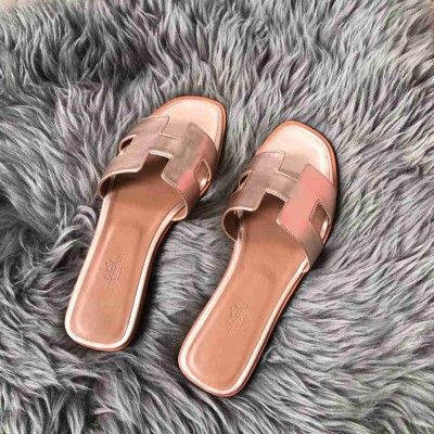 Hermes Oran Slide Sandals In Rose Gold Swift Calfskin