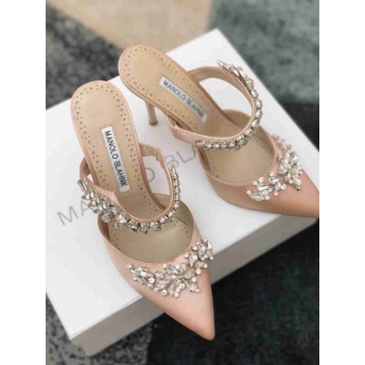 Manolo Blahnik Lurum Crystal 90mm Mules In Pink Satin