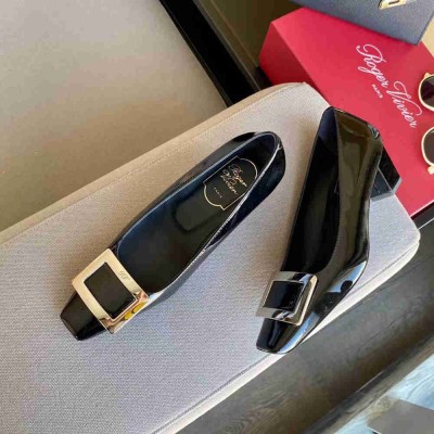 Roger Vivier Belle Vivier 45mm Pumps In Black Patent Leather