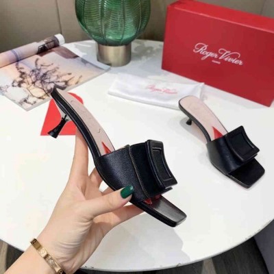 Roger Vivier Covered Buckle 45mm Mules in Black Leather