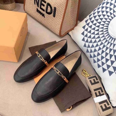 Tod's Black Chain-embellished Leather Loafers