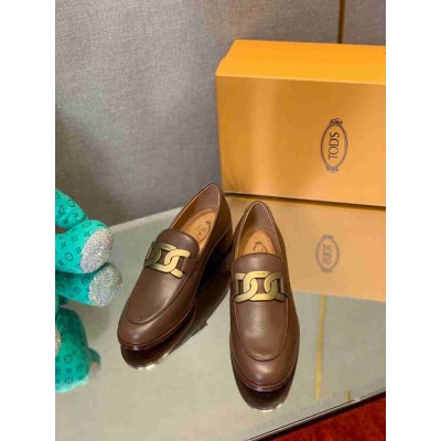 Tod's Cuoio Loafers In Brown Calfskin