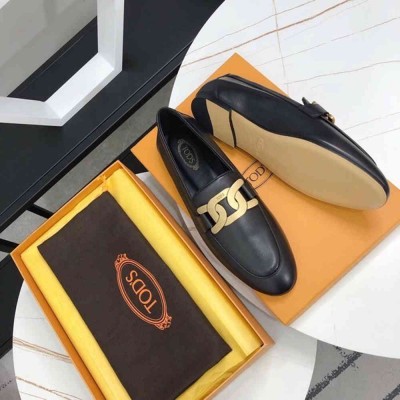Tod's Kate Loafers In Black Calfskin