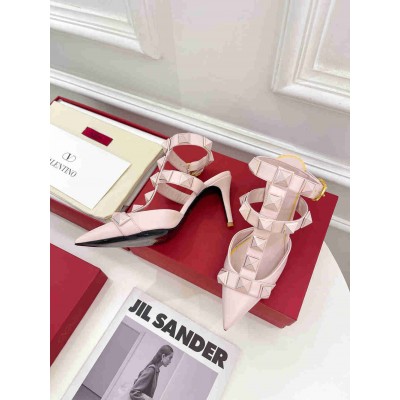 Valentino Roman Enameled Stud Pumps In Powder Calfskin