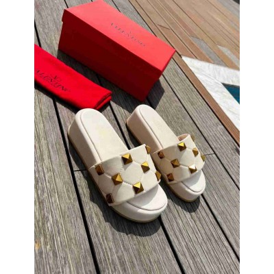 Valentino Roman Stud Flatform Slides In White Nappa Leather