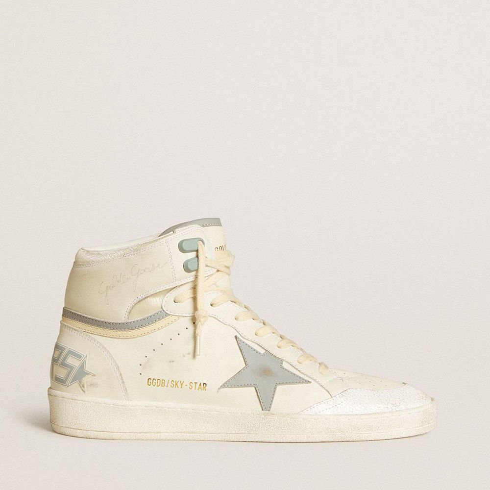 Golden Goose Sky-Star Sneakers In Leather With Light Blue Leather Star And White Heel Tab