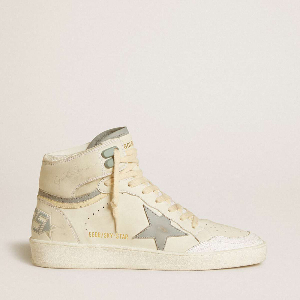 Golden Goose Sky-Star Sneakers In Leather With Light Blue Leather Star And White Heel Tab