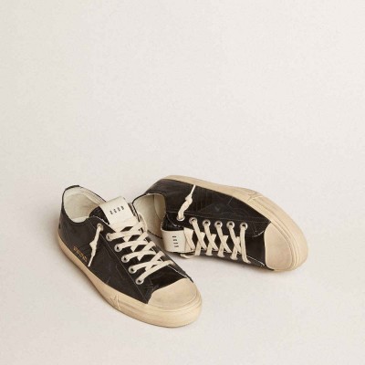 Golden Goose V-Star Sneakers In Black Nappa Leather With A Black Leather Star