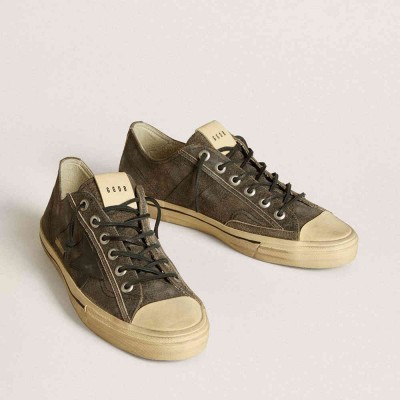 Golden Goose V-Star Sneakers In Black Suede With Black Leather Star